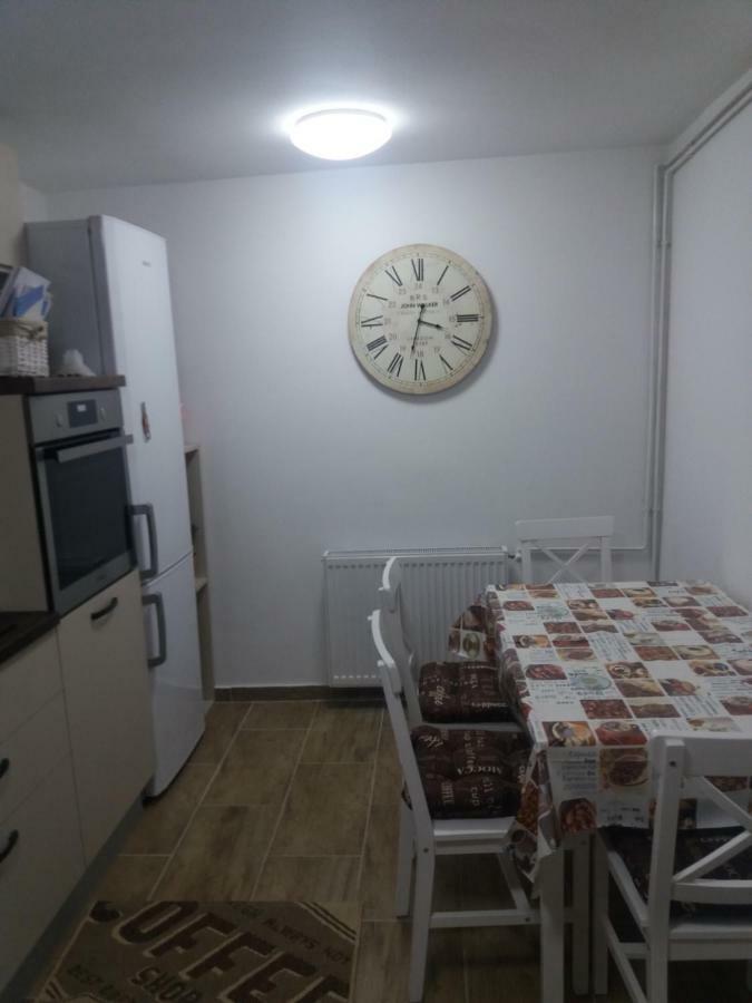 Apartment Tunel Hrušica エクステリア 写真